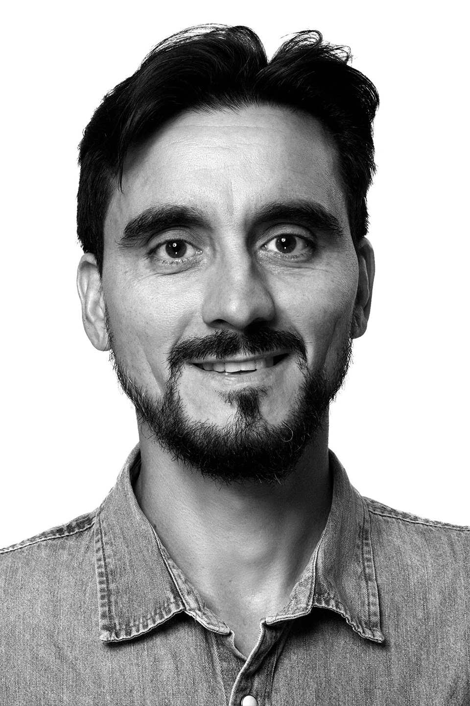 Alejandro Rosetti Business Headshot